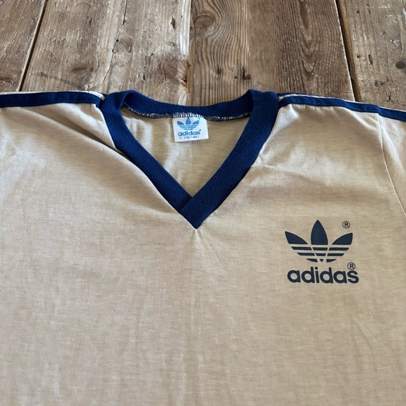 Vintage Adidas Trefoil Ringer V Neck Tan Blue T-Shirt 
USA Single Stitch - Picture 3 of 9